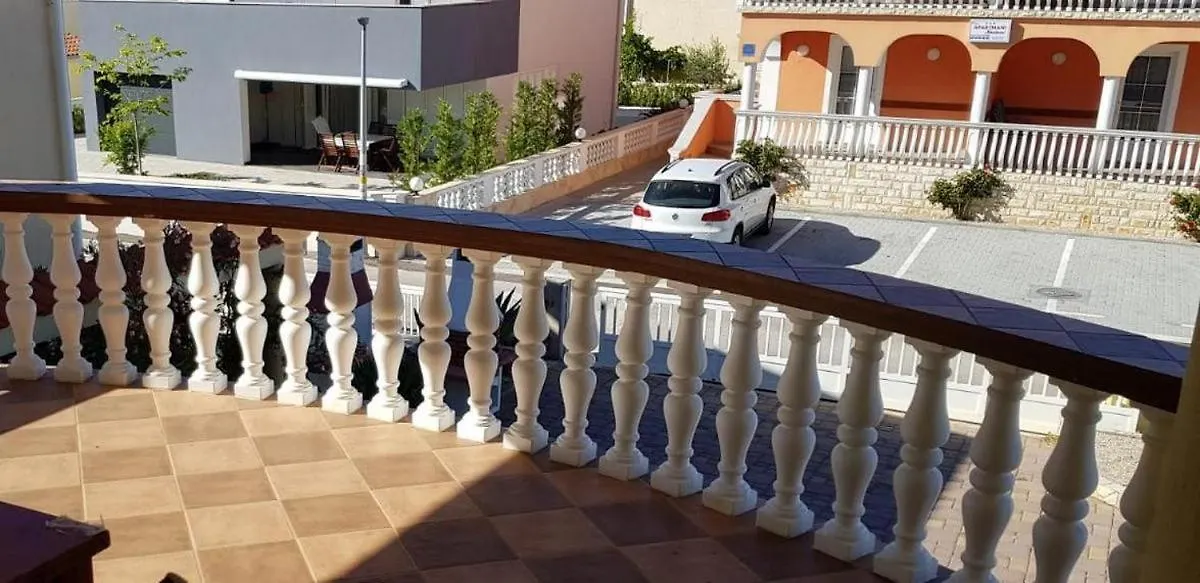 Apartments With A Parking Space Vir - 18407 Croatia